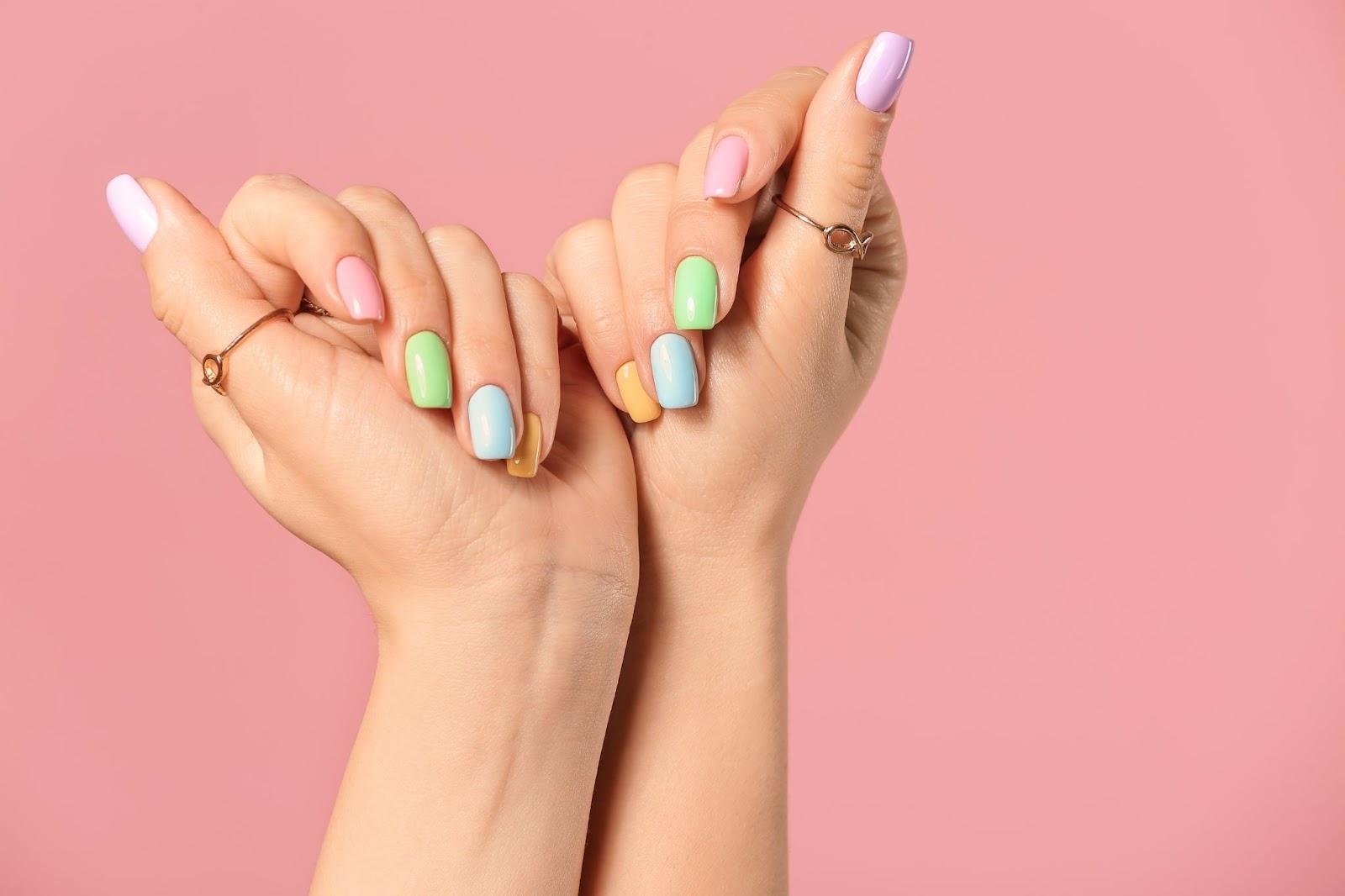 diseño de uñas acrilicas bonitas
