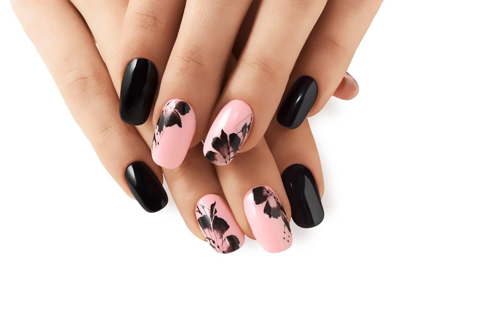diseños elegantes de uñas acrilicas